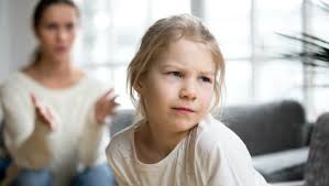 ¿TUS HIJOS SE DESCONTROLAN AL SALIR DE LA ESCUELA? AQUÍ UNOS CONSEJOS
