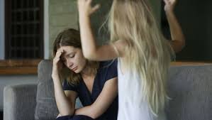 MI HIJO MUERDE, PEGA… ¿CÓMO REACCIONAR Y QUÉ HACER?