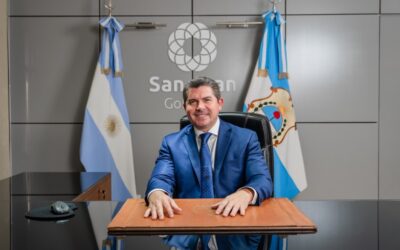El gobernador Orrego concretó un acuerdo con Vicuña que aportará US$ 250 millones para infraestructura