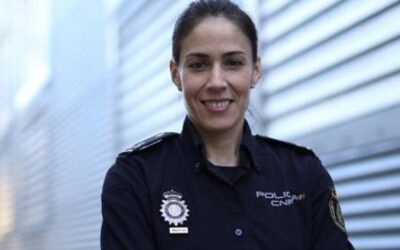 Policía experta en ciberseguridad: «Si vieran lo que yo veo cada día, no darían móviles a sus hijos»